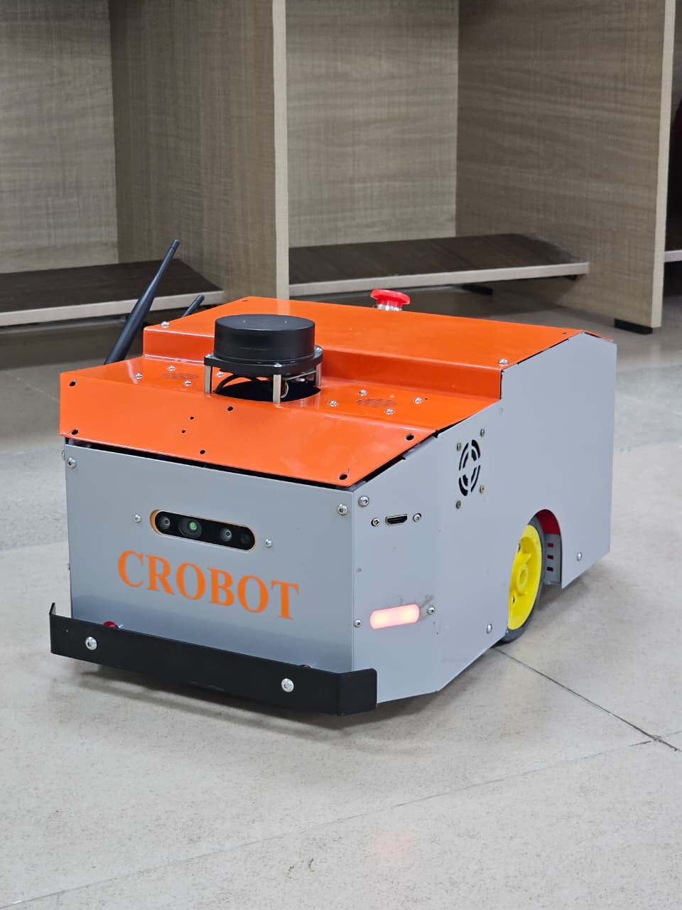 Ariyan -  Advanced Compact Mobile Robot
